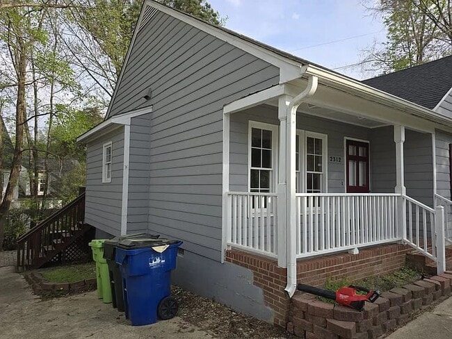 Building Photo - 2312 Fields of Broadlands Dr