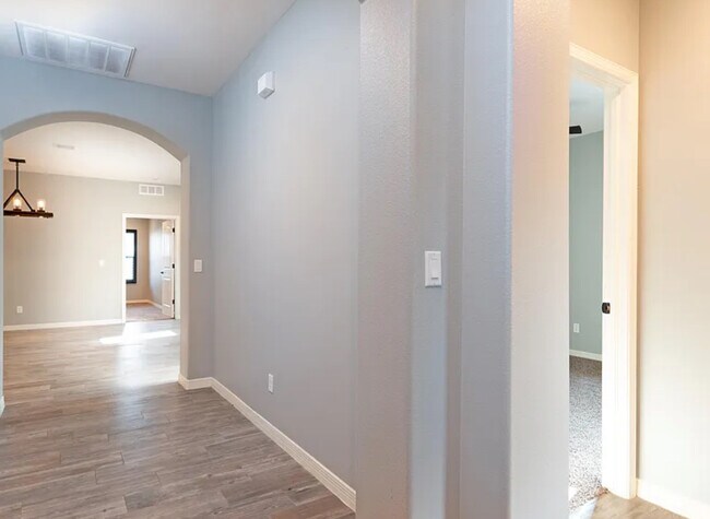 Building Photo - 14536 Alton Oaks