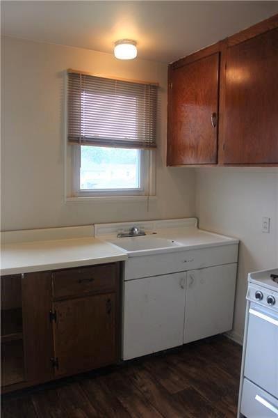 Building Photo - 435 2nd St