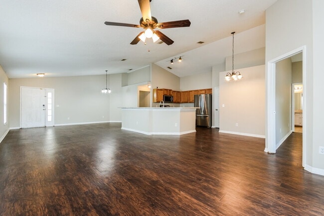 Foto del edificio - 1207 Whitewood Way