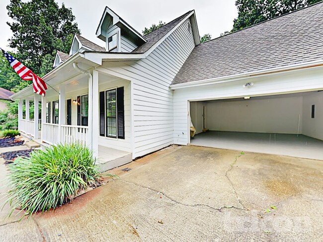 Foto del edificio - 5171 Salem Dr