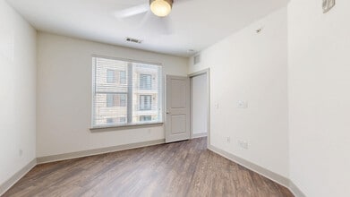 Interior Photo - Vitruvian West
