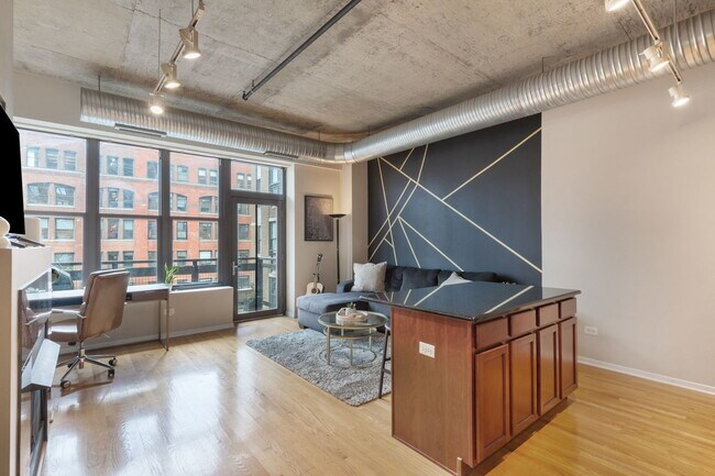 Foto del edificio - 849 N Franklin St