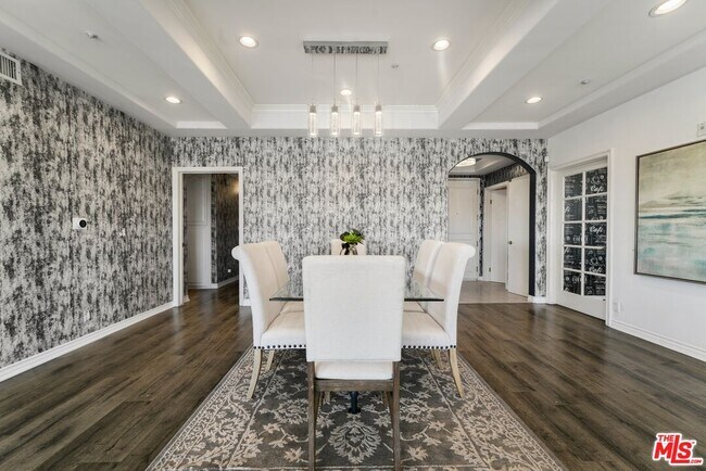 Foto del edificio - 1278 S Camden Dr