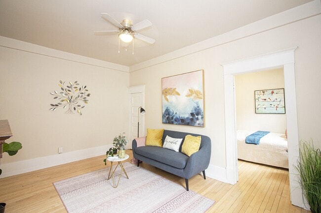 Building Photo - 745 Wolseley Apartment