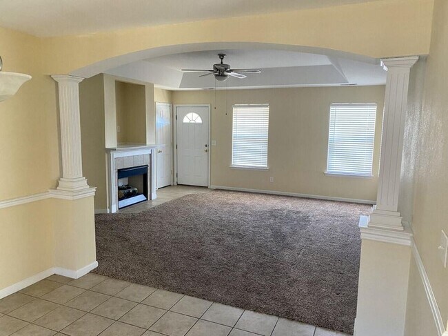 Foto del edificio - 504 Cedar Creek Dr