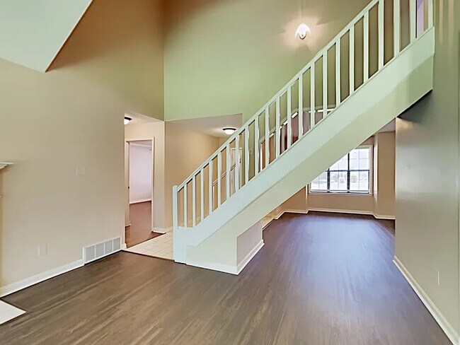 Foto del edificio - 9782 Windward Slope Dr
