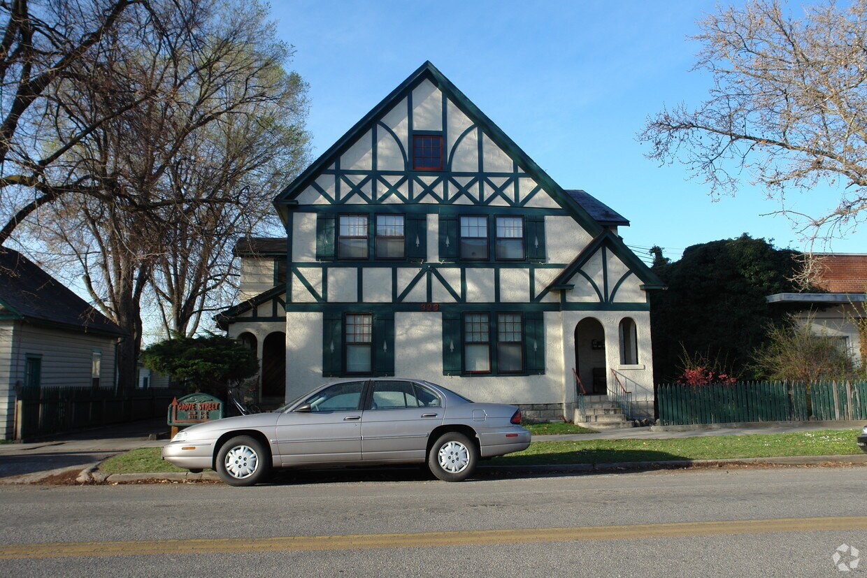 Building Photo - STADSTAD APTS