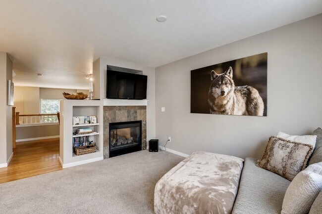 Foto del edificio - 903 Snowberry St