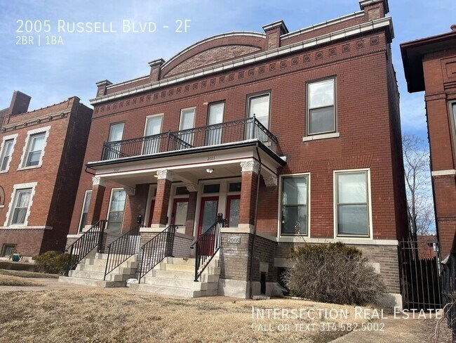 Foto del edificio - 2005 Russell Blvd