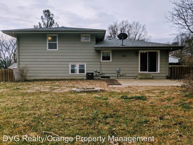 Foto del edificio - 3 br, 1.5 bath House - 9612 Wirt St.