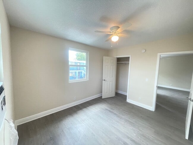 Foto del edificio - 1550 Morgan St
