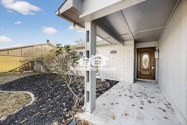 Foto del edificio - Renovated and Ready to be your new home in The Colony