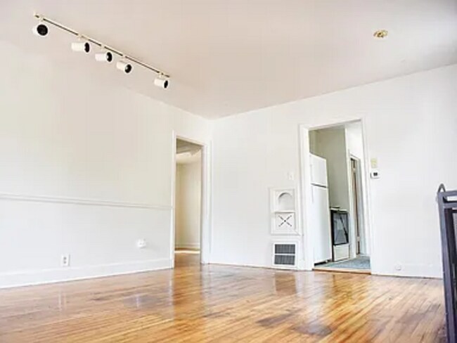 Foto del edificio - 1013 14th St