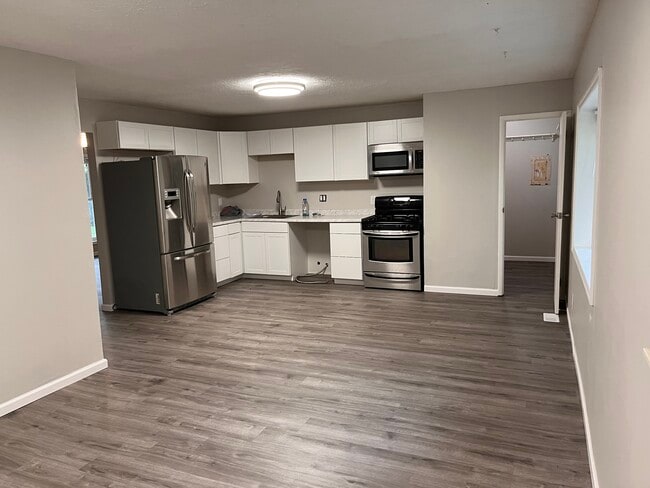 Foto del edificio - 98 Stewart Ln