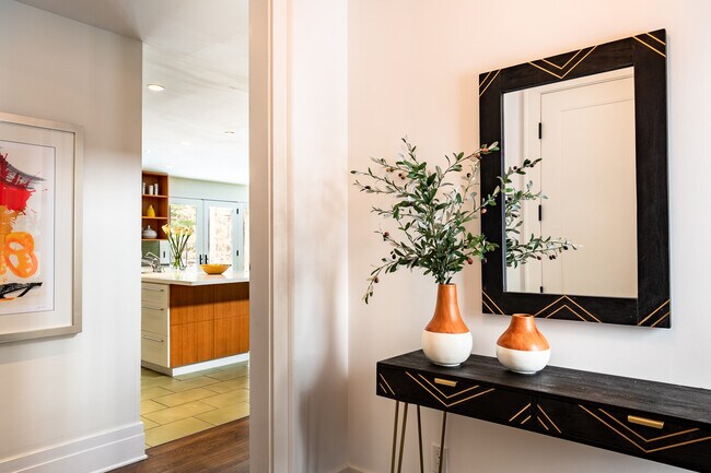 Building Photo - 50 Woods Rd