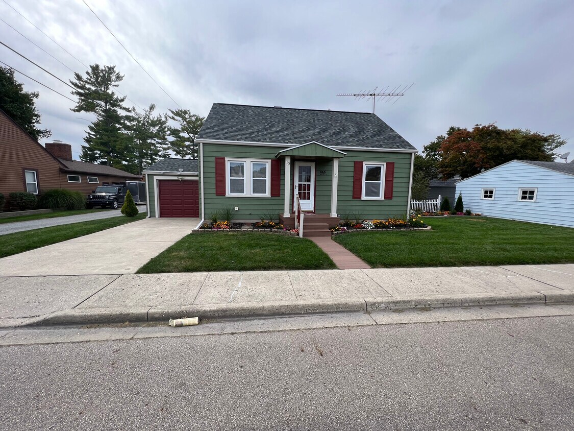 10 Locust St, Pleasant Hill, OH 45359 House Rental in Pleasant Hill
