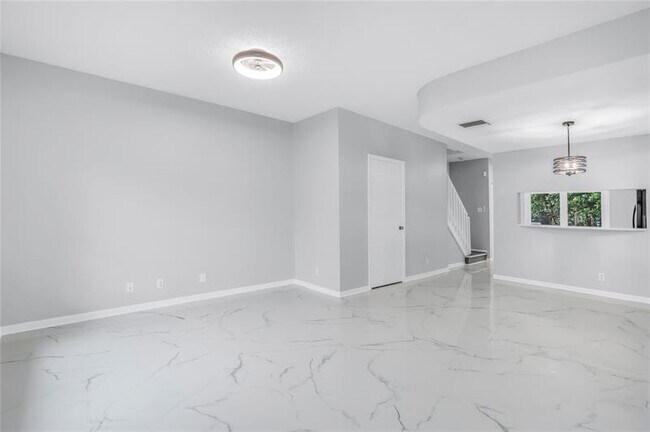 Building Photo - 9808 NW 56th Pl
