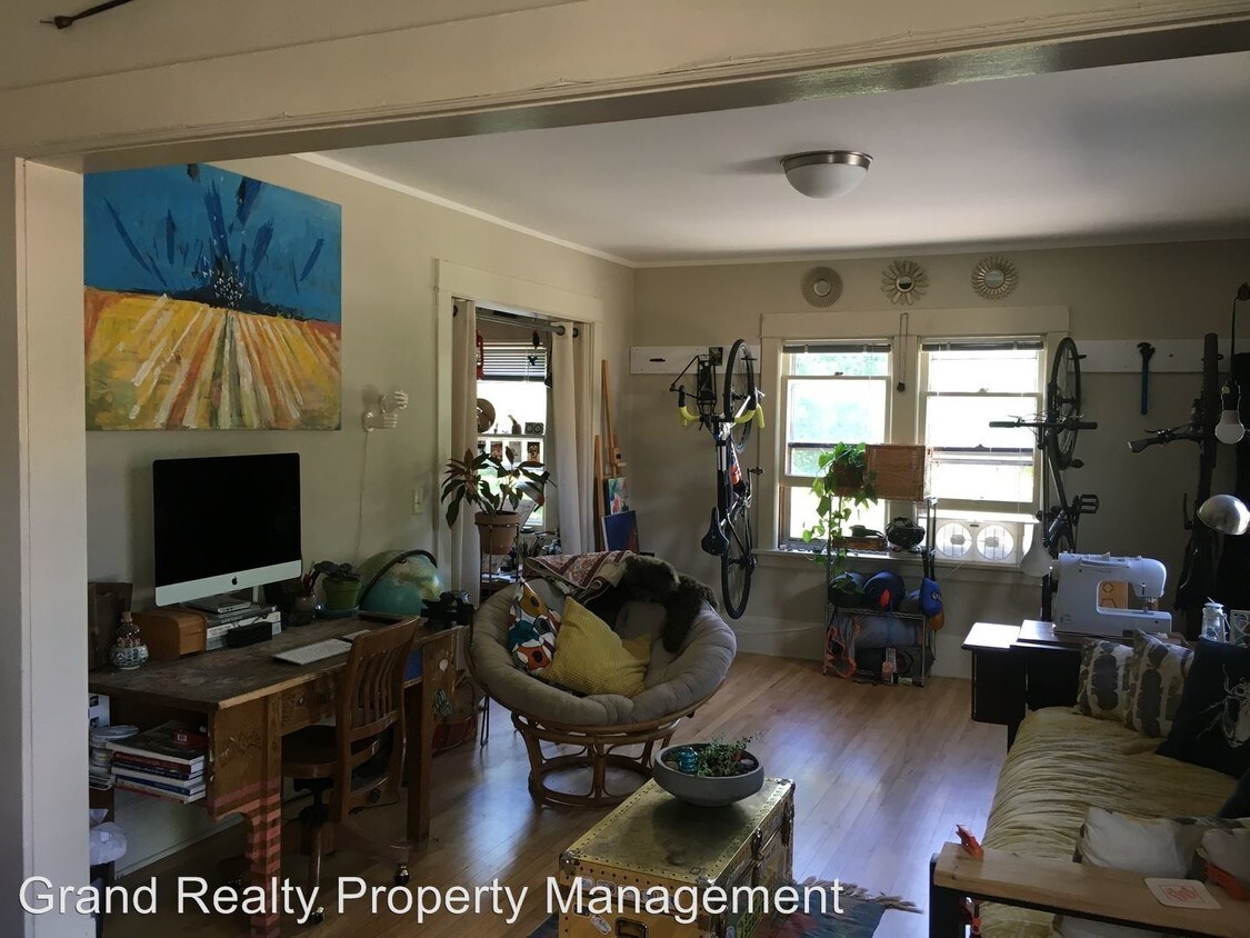 Foto principal - 1520 Albany Ave