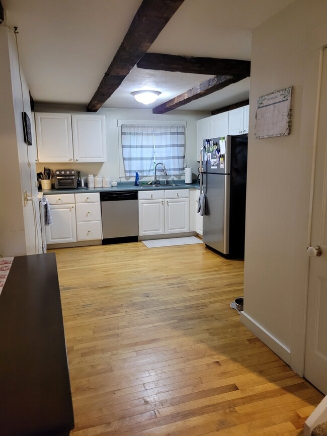 Building Photo - 40 Piscataqua Rd