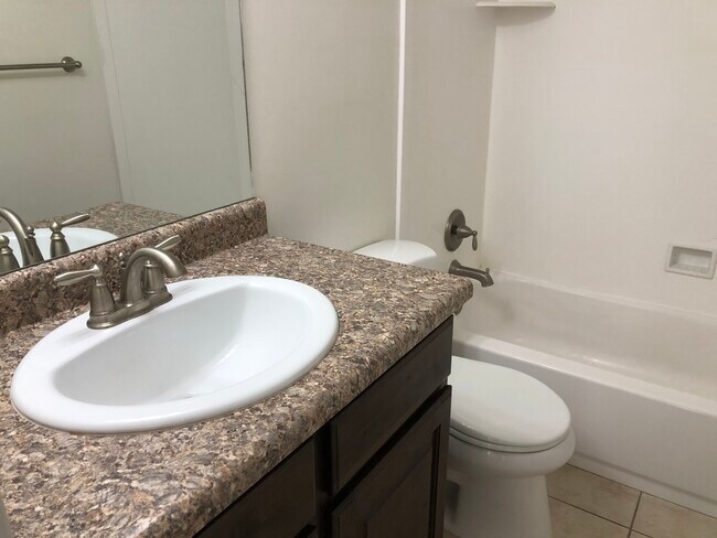 Building Photo - 4758 S 700 E