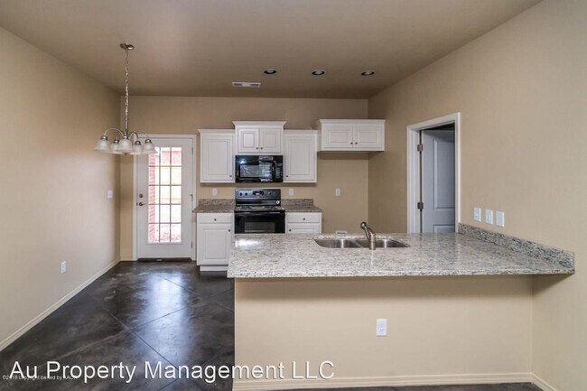 Building Photo - 3 br, 2 bath House - 702 LOCHRIDGE ST.