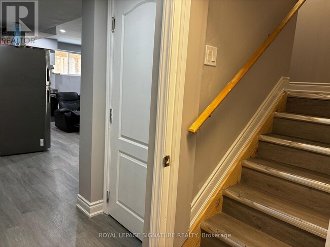 Building Photo - 11 Overholt Dr