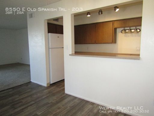 Building Photo - 8550 E Old Spanish Trail