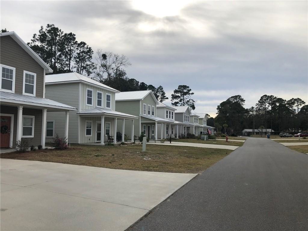 Primary Photo - 171 Promenade Pl