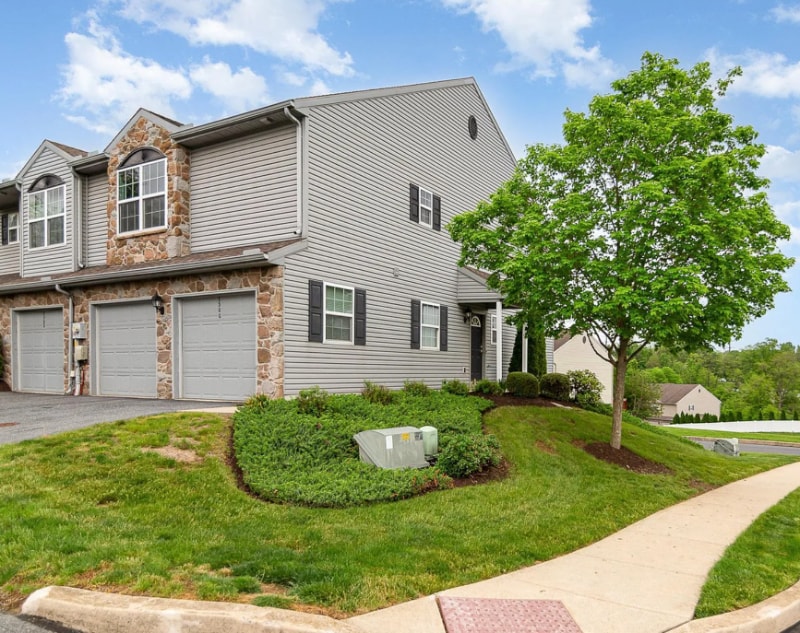 Foto principal - 2300 Mill Rd