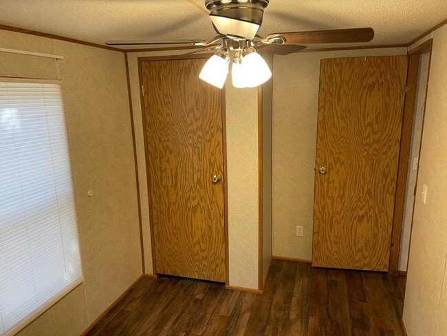 Building Photo - 51 Carroll Cir