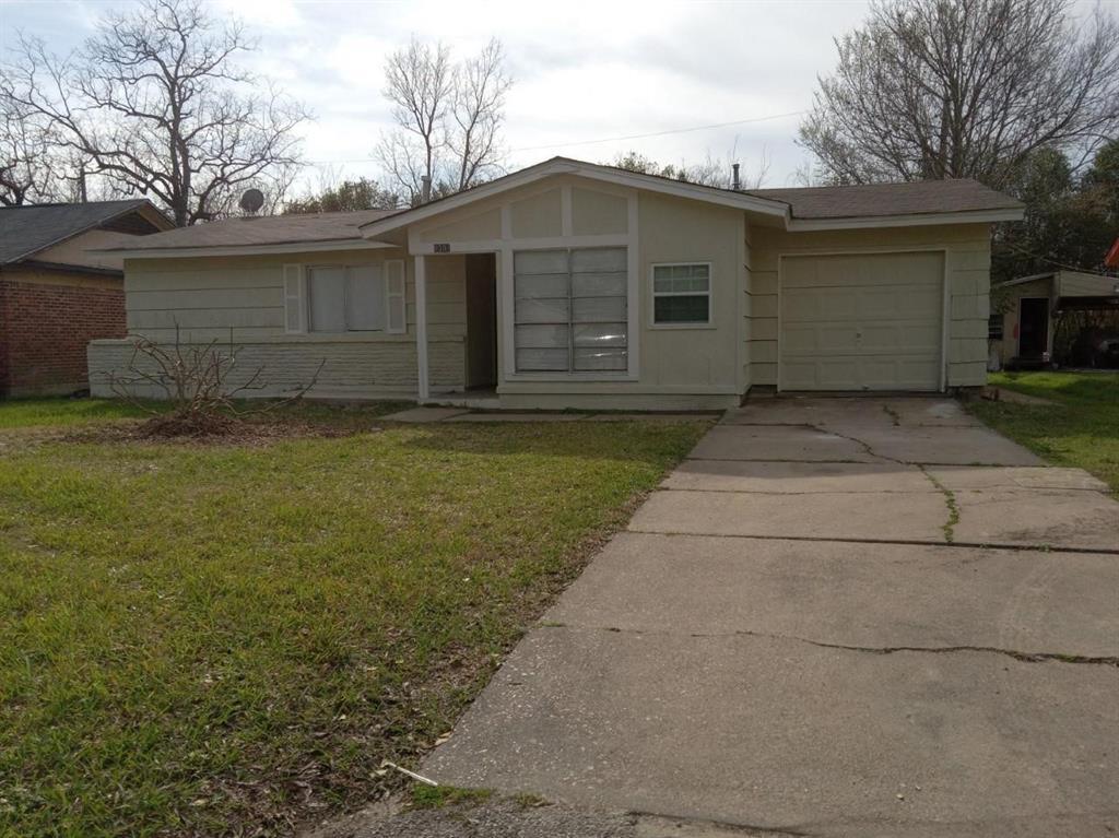 Foto principal - 9306 St Lo Rd