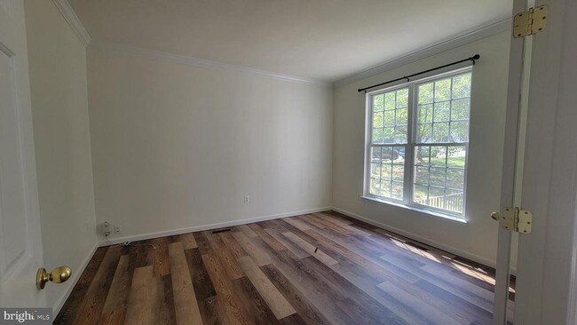 Building Photo - 692 Blossom Tree Rd