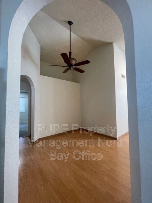 Foto del edificio - 9292 Cordellia Ln