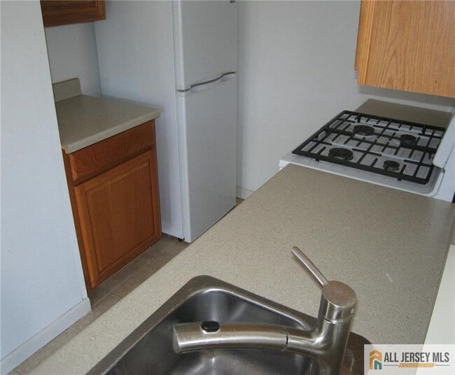 Building Photo - 83 Crosspointe Dr