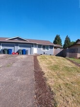 1474-MHH1474 Rozilla Ct NE