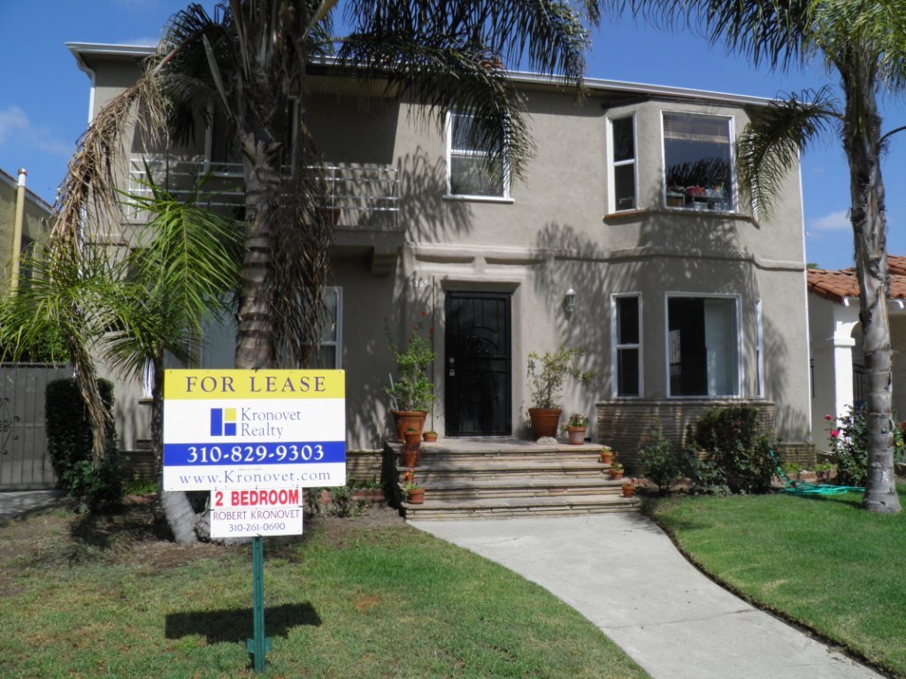 Foto principal - 1269 S Ridgeley Dr