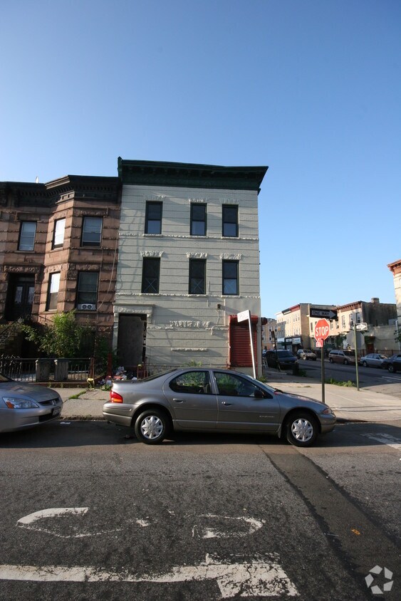 Foto del edificio - 426 Bainbridge St