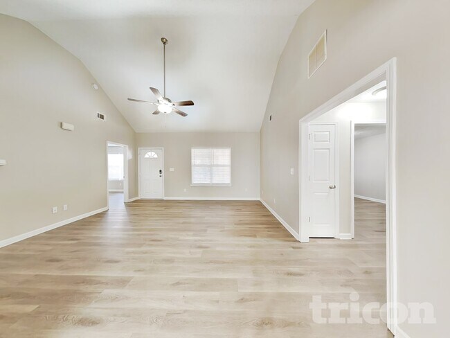 Building Photo - 210 Baxter Ln