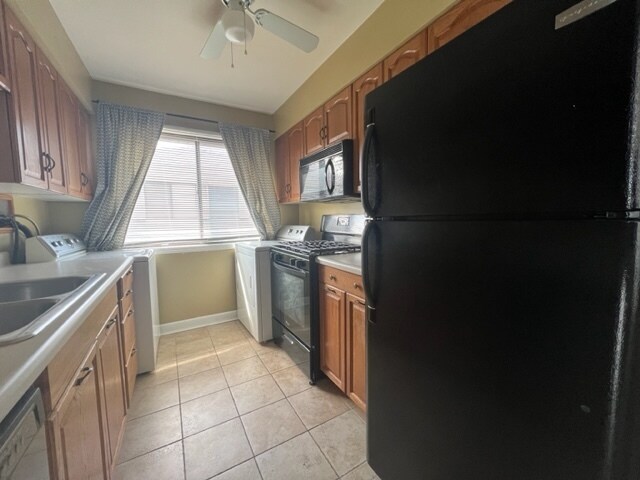 Foto del edificio - 1367 Sacramento Dr