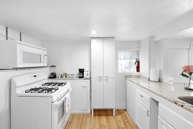 Foto del edificio - 875 Granite St