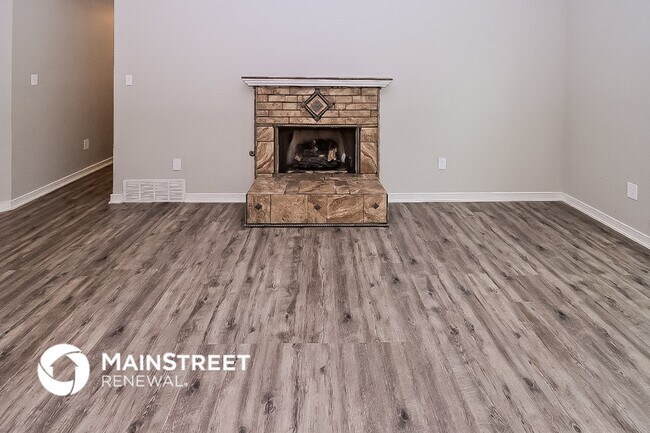 Foto del edificio - 6540 Jamestown Dr