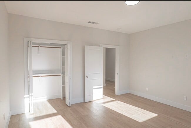 Building Photo - 13705 Biggs St