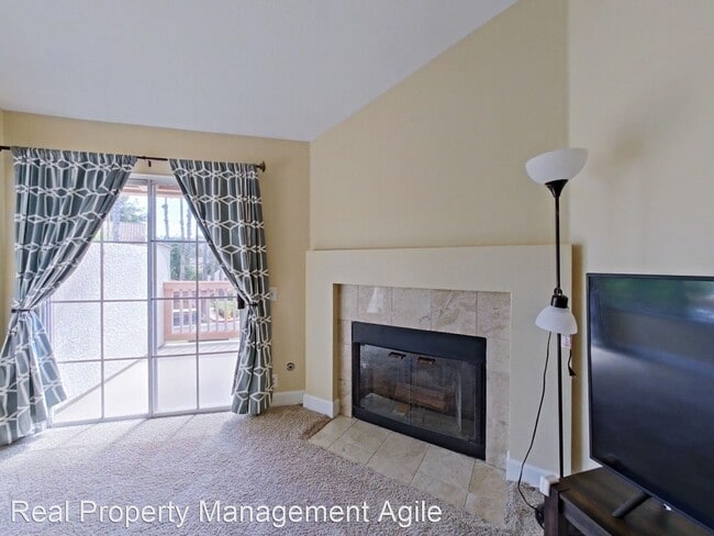 Building Photo - 2 br, 1 bath House - 26571 Las Palmas, #5