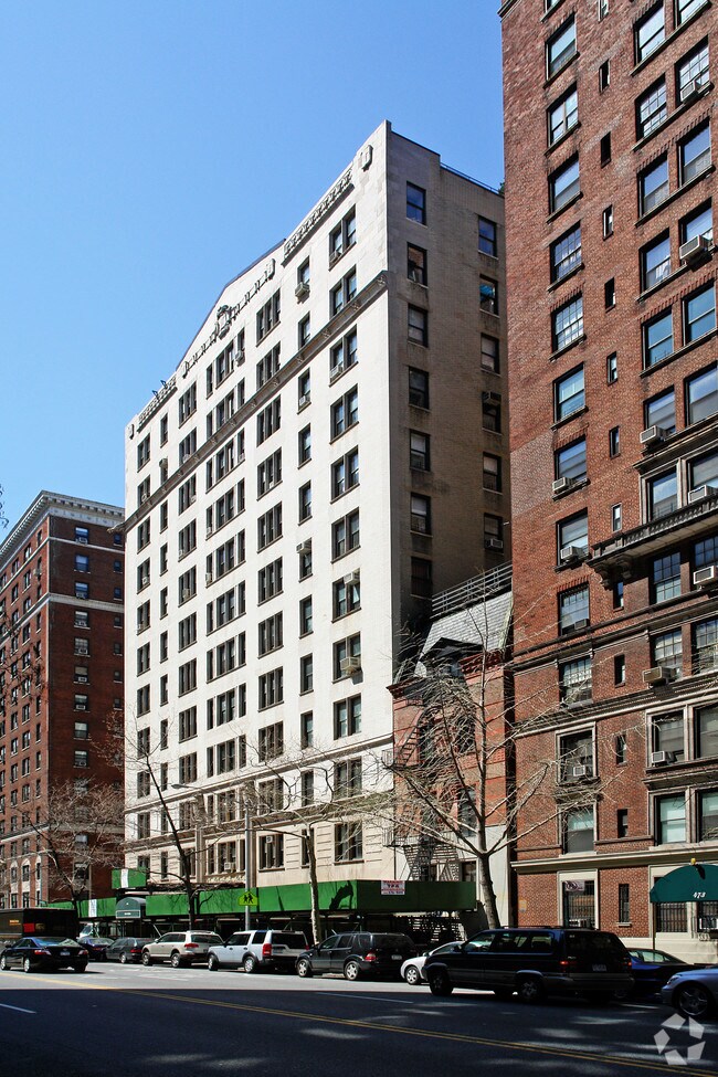 Building Photo - Umbria Apartments