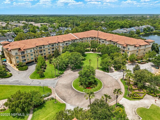 Foto del edificio - 4300 S Beach Pkwy