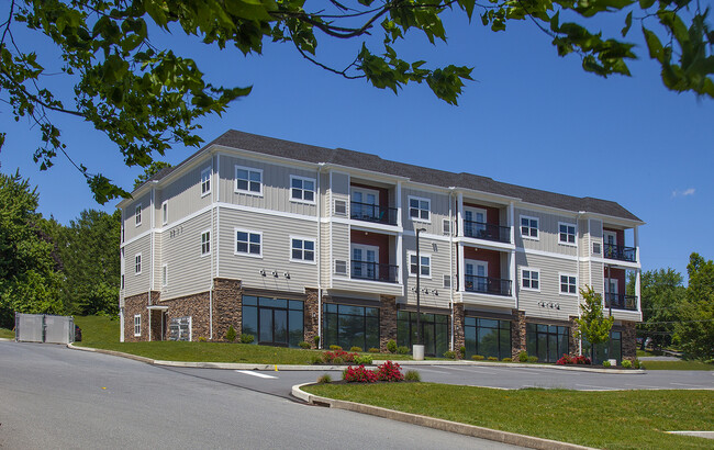 Building Photo - GKM 316 Primrose
