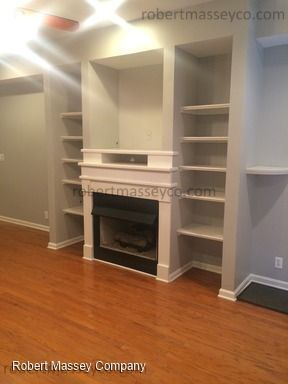 Building Photo - 2 br, 2.5 bath House - 945 Baxter Avenue, ...