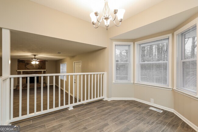 Foto del edificio - 2246 Camden Ct