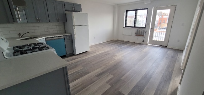 Foto del edificio - 27-35-35 21st St